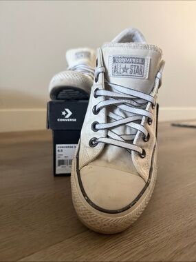 Converse White Low Top Chuck Taylor Sneakers